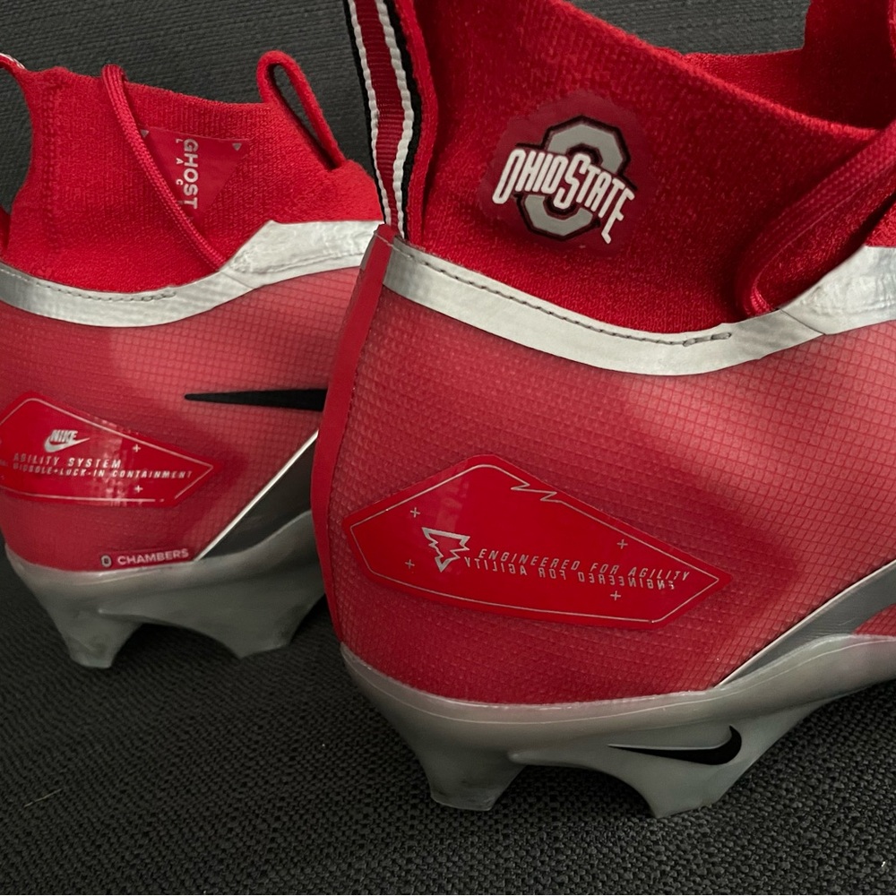 NIKE OHIO STATE OSU BUCKEYES STEELE CHAMBERS PLAYER ISSUED WORN FOOTBALL CLEATS